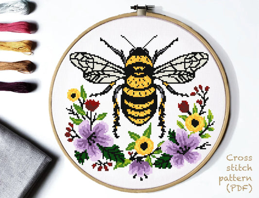 Honey bee Modern Cross Stitch Pattern, flowers wreath, insect counted cross stitch chart, nature, hoop embroidery, Instant download PDF
