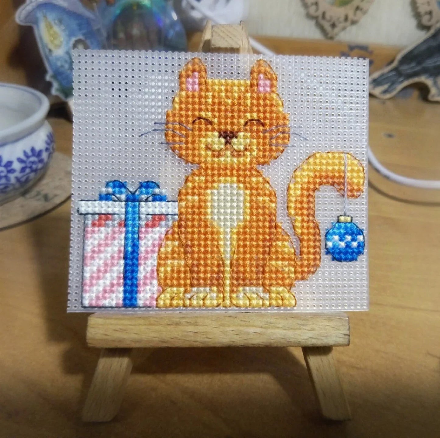 Cross Stitch Pattern "4 colors of Christmas cats" DMC Cross Stitch Chart Printable PDF Instant Download